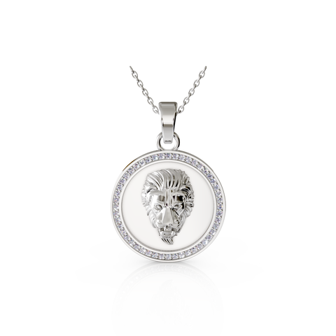 lion crest pendant